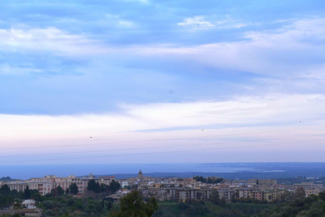 Bed and Breakfast La Suma Sumalia Noto Exterior foto